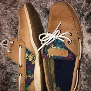 Women’s Sperry Shoes